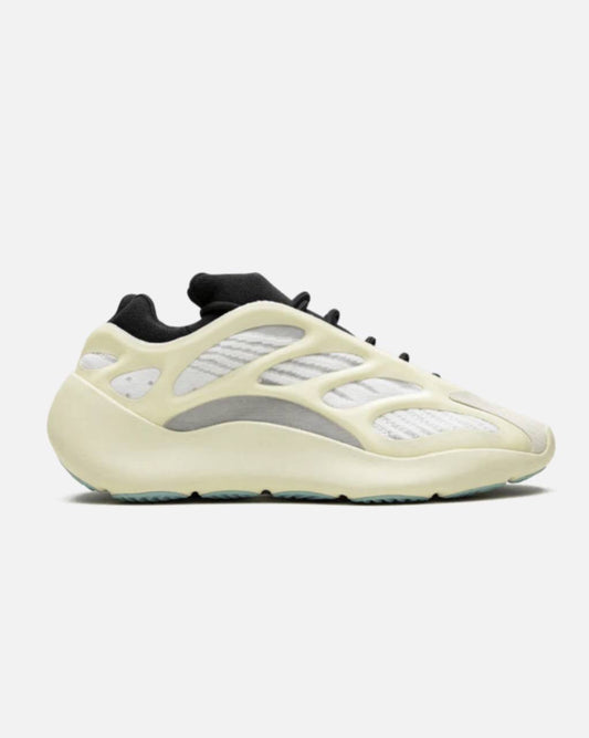 Yeezy 700 V3 - beige